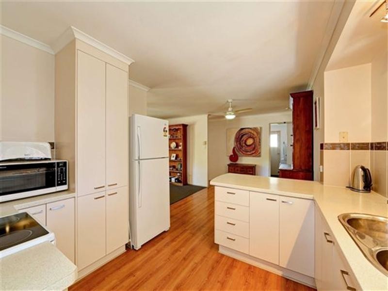 12 Lagoon Drive, Moore Park Beach QLD 4670