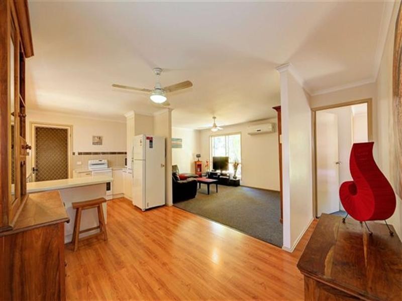 12 Lagoon Drive, Moore Park Beach QLD 4670