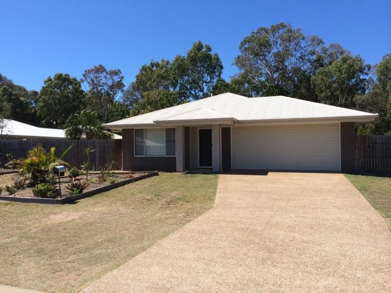 32 Malvern Drive, Moore Park Beach QLD 4670