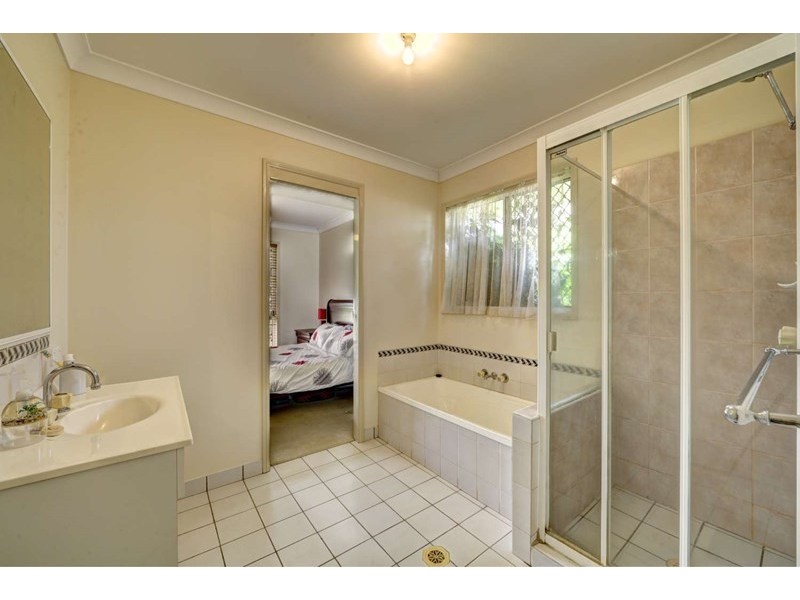 2 Bulloo Court, Kalkie QLD 4670