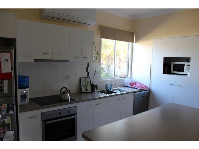 72 Victoria Street, Bundaberg East QLD 4670