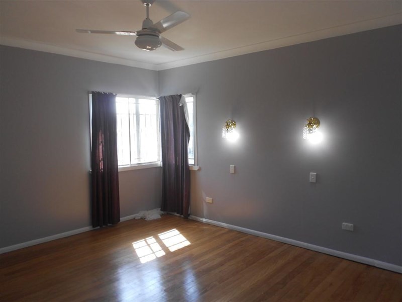 28 Normanby Street, Avondale QLD 4670