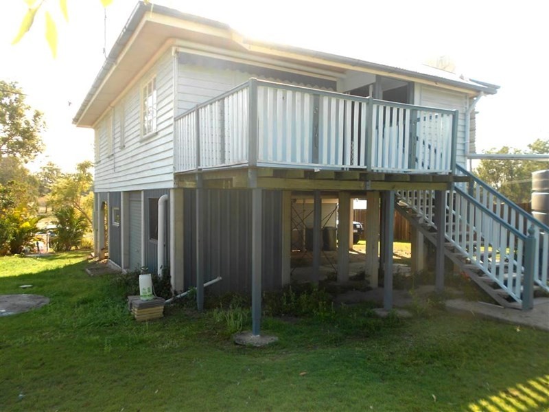 28 Normanby Street, Avondale QLD 4670