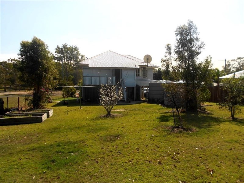 28 Normanby Street, Avondale QLD 4670