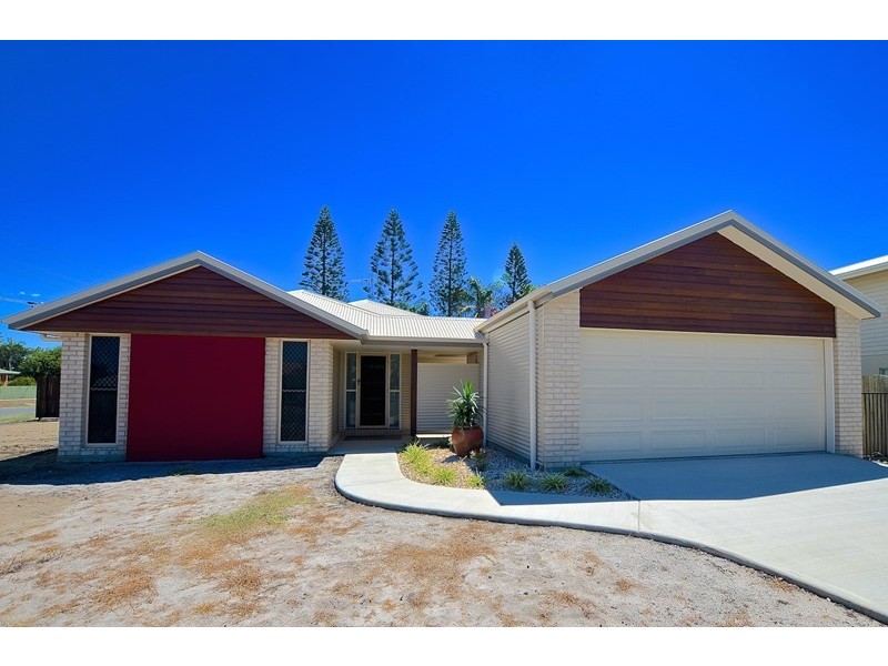 12 Logan Road, Innes Park QLD 4670