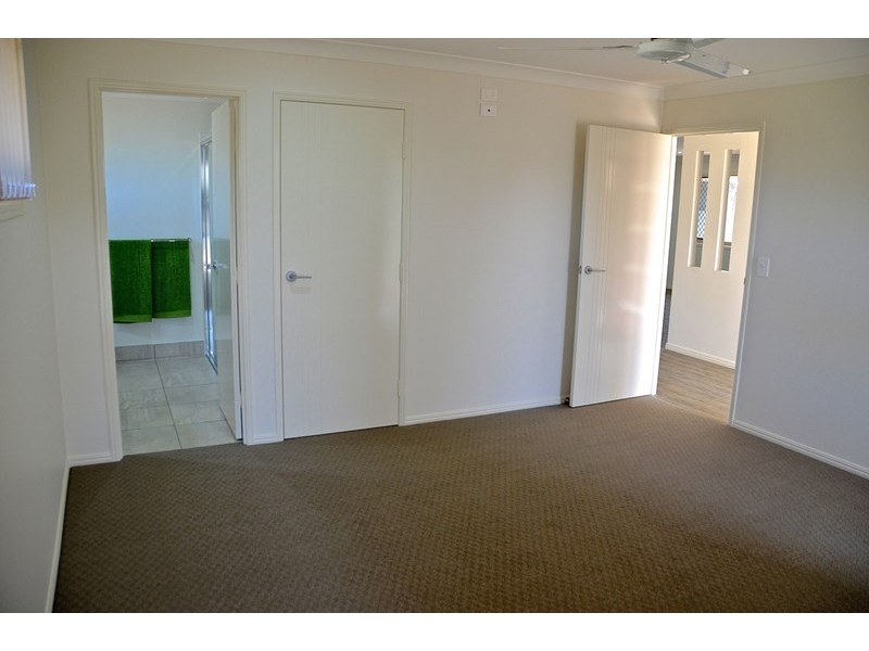 12 Logan Road, Innes Park QLD 4670