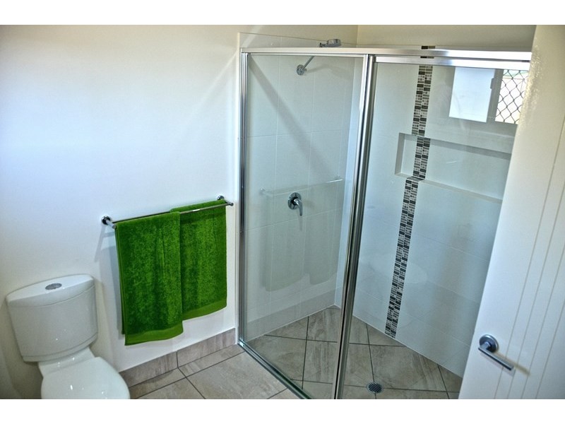 12 Logan Road, Innes Park QLD 4670