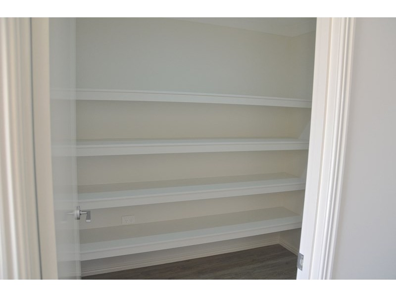 12 Logan Road, Innes Park QLD 4670