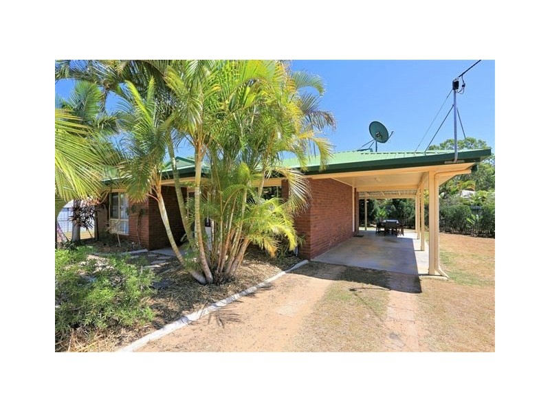 12 Lagoon Drive, Moore Park Beach QLD 4670