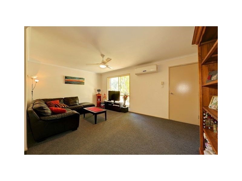 12 Lagoon Drive, Moore Park Beach QLD 4670