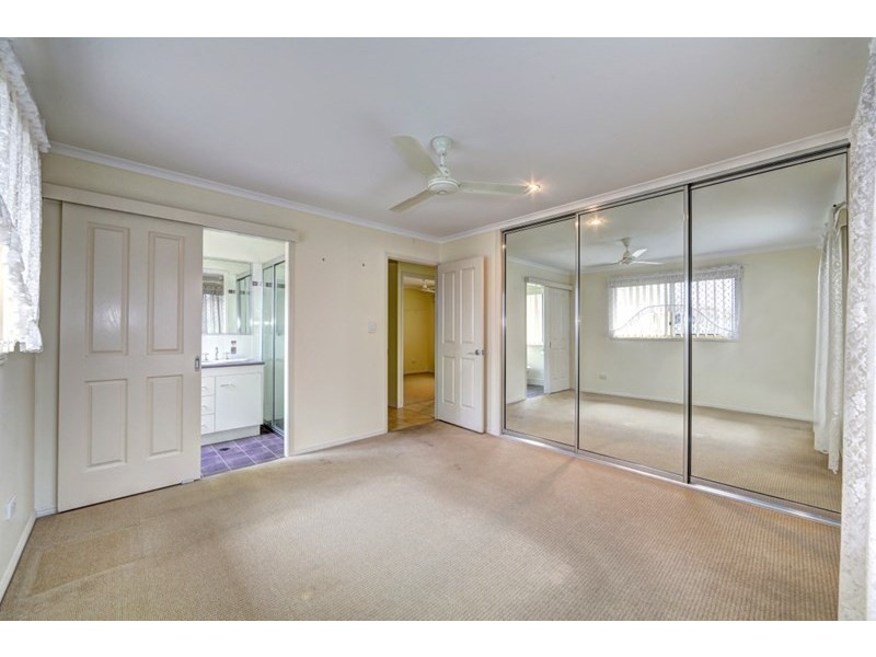 8 Grohn Street, Bundaberg North QLD 4670