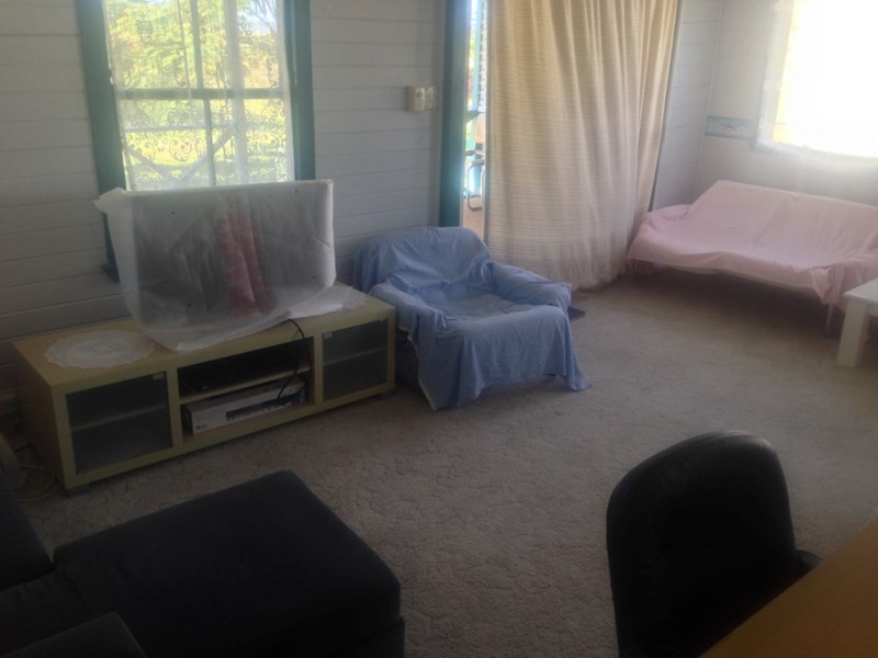 12 Harbour Esplanade, Burnett Heads QLD 4670