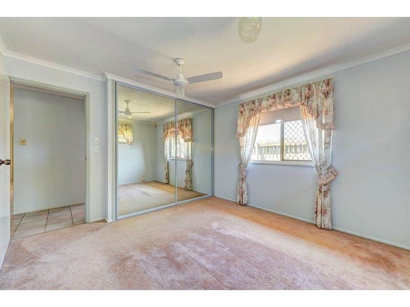 3 Metcalfe Court, Kalkie QLD 4670