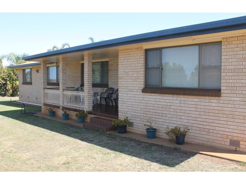 48 St Johns Road, Windermere QLD 4670