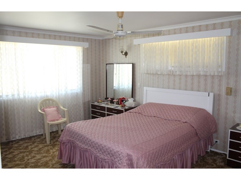 48 St Johns Road, Windermere QLD 4670