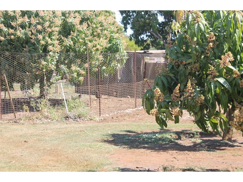 48 St Johns Road, Windermere QLD 4670