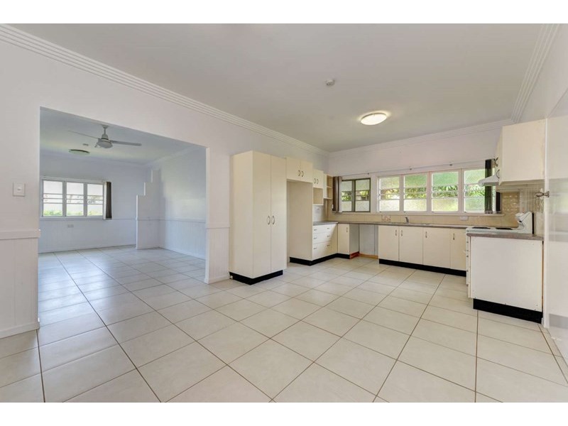 3 Waterview Road, Bundaberg North QLD 4670