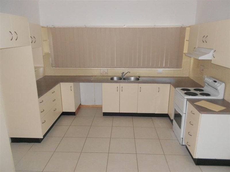 3 Waterview Road, Bundaberg North QLD 4670