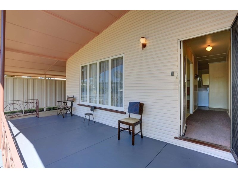 5 Nixon Street, Kepnock QLD 4670