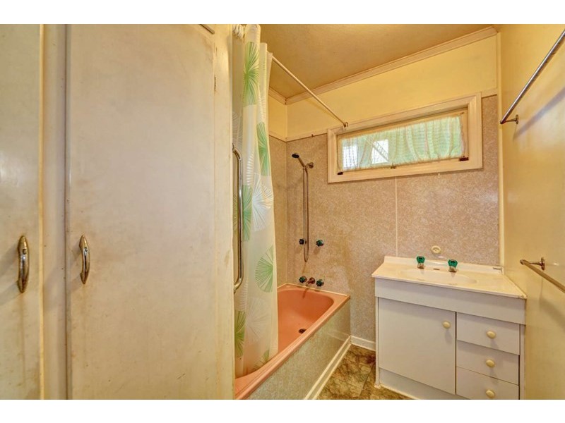 5 Nixon Street, Kepnock QLD 4670