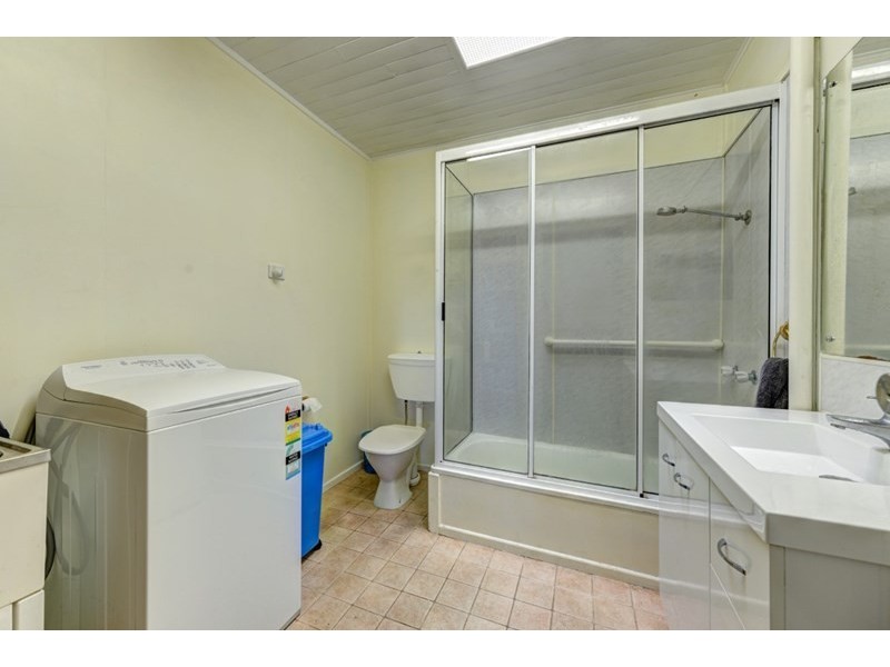 3/8 Perry Street, Bundaberg North QLD 4670