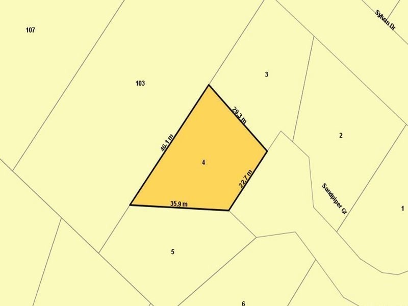 4 Sandpiper Grove, Moore Park Beach QLD 4670