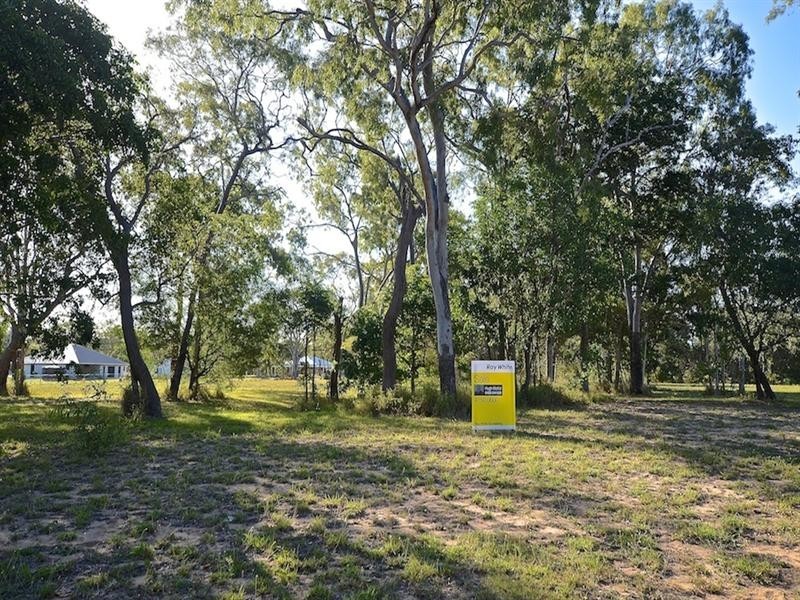 316 Sylvan Drive, Moore Park Beach QLD 4670