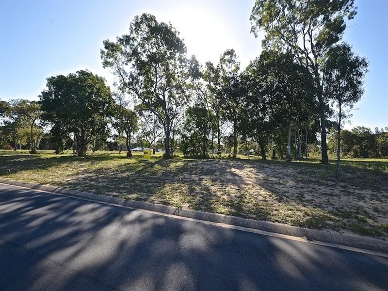 316 Sylvan Drive, Moore Park Beach QLD 4670