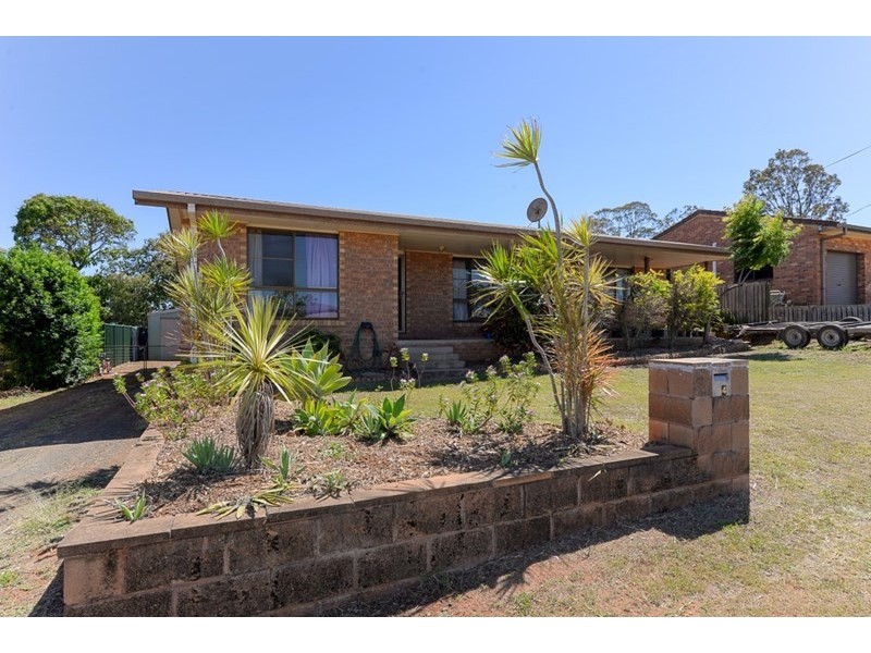 54 Glenview Crescent, Avoca QLD 4670