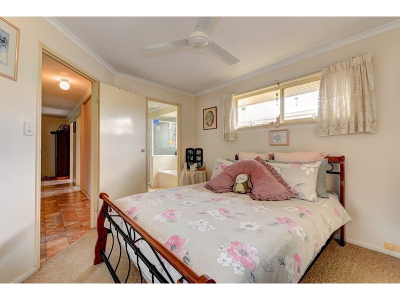 15 Jefferis Street, Bundaberg North QLD 4670