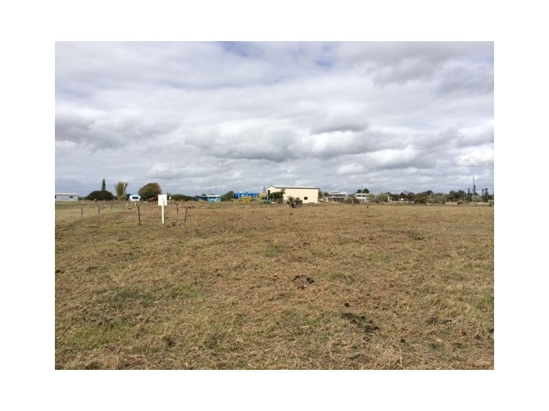 176 Shelley Street, Burnett Heads QLD 4670