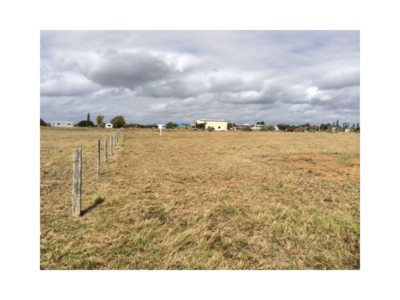 176 Shelley Street, Burnett Heads QLD 4670