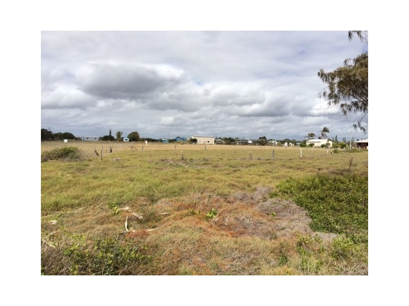 176 Shelley Street, Burnett Heads QLD 4670