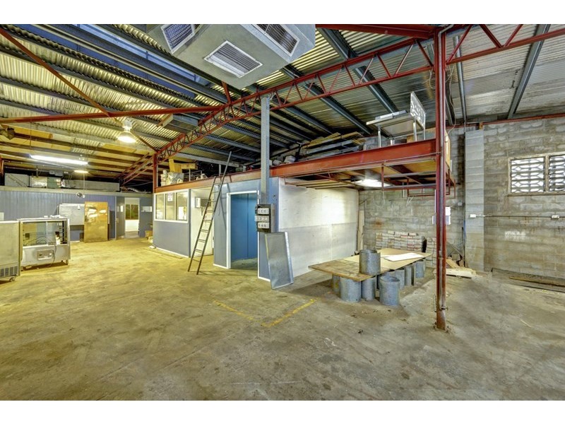 2 Agnes Street, Bundaberg North QLD 4670