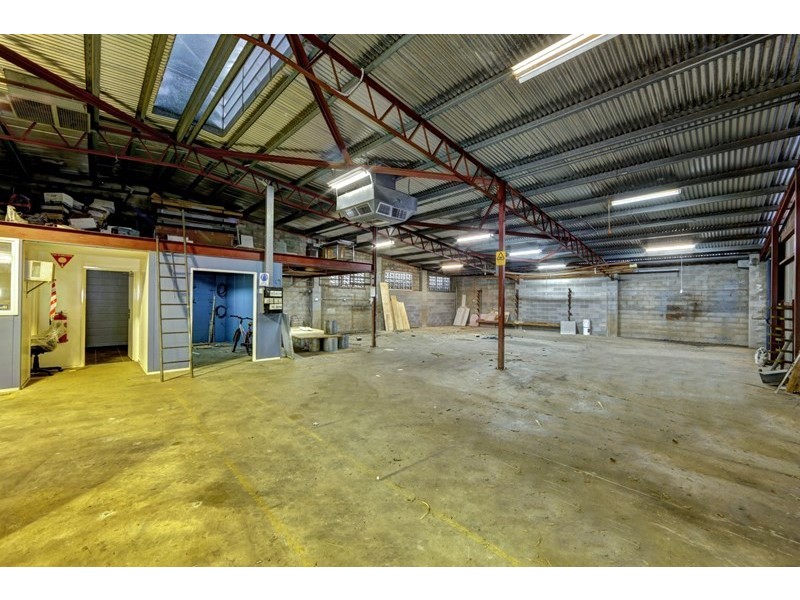 2 Agnes Street, Bundaberg North QLD 4670