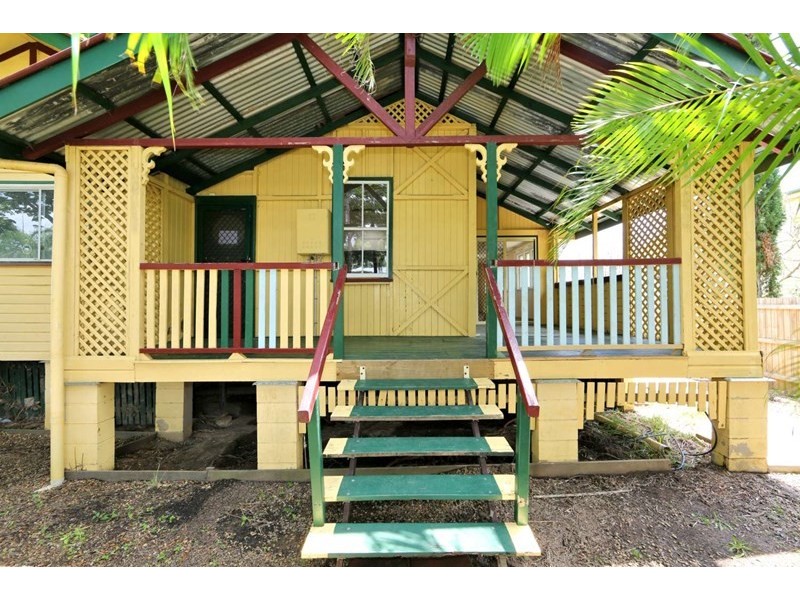 9 Donald Street, Bundaberg North QLD 4670