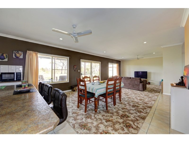 14 Bendidee Court, Branyan QLD 4670