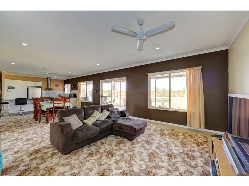 14 Bendidee Court, Branyan QLD 4670