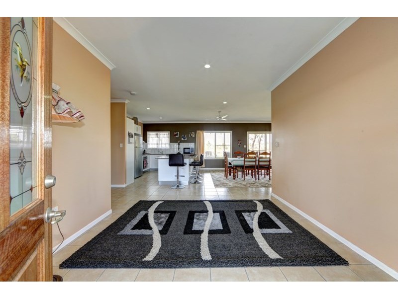 14 Bendidee Court, Branyan QLD 4670