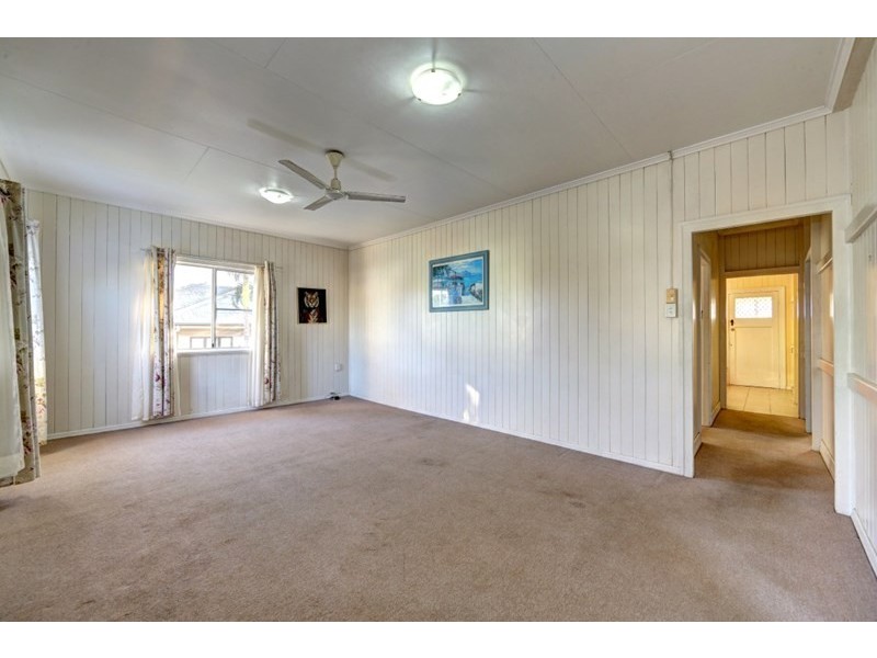 3 Bates Street, Svensson Heights QLD 4670