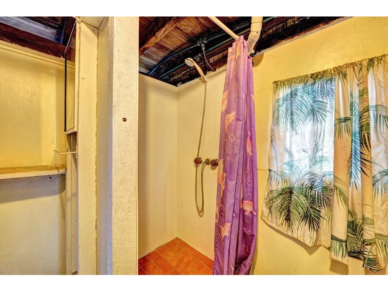 3 Bates Street, Svensson Heights QLD 4670
