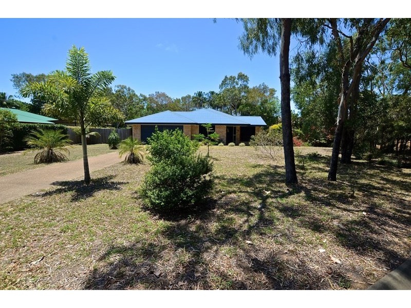 15 Woodlands Lane, Moore Park Beach QLD 4670