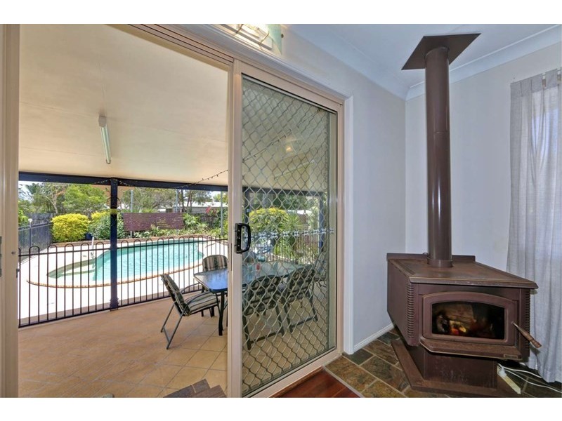 4 Gardiner Court, Avenell Heights QLD 4670