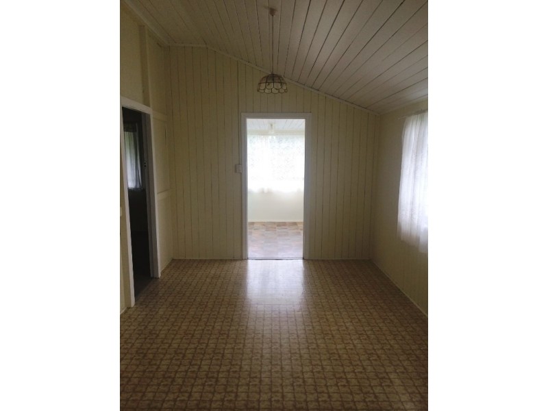 75 Crofton Street, Bundaberg West QLD 4670