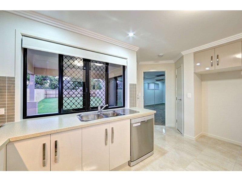 24 Avoca Street, Bundaberg West QLD 4670