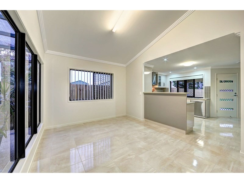 24 Avoca Street, Bundaberg West QLD 4670