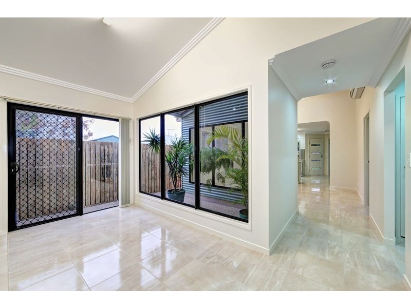 24 Avoca Street, Bundaberg West QLD 4670