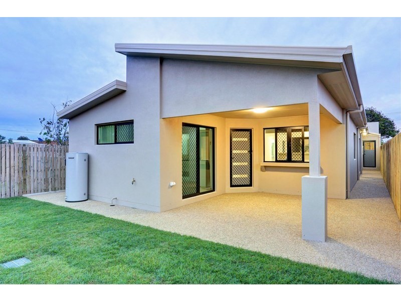 24 Avoca Street, Bundaberg West QLD 4670