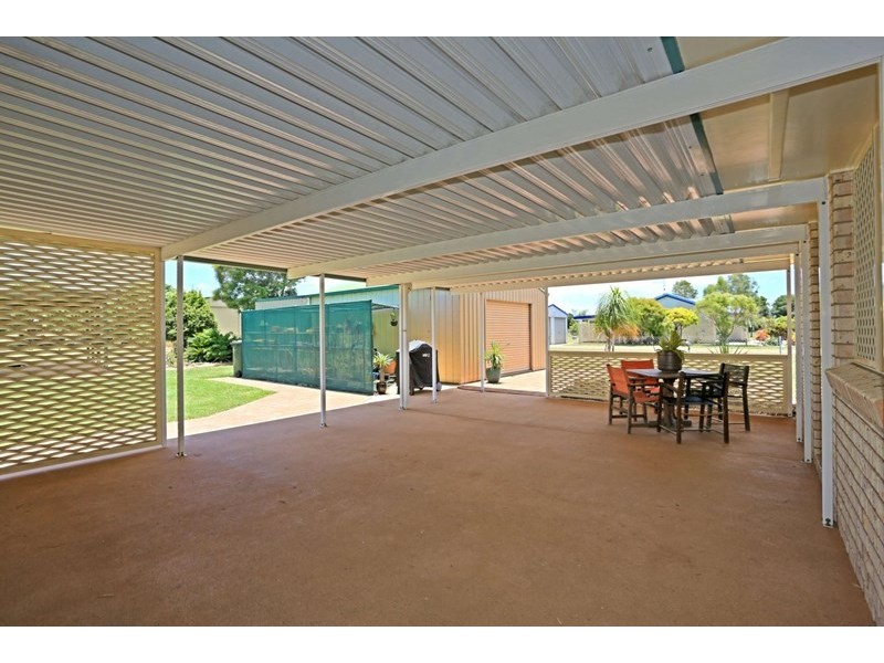 7 Belluna Crescent, Gooburrum QLD 4670