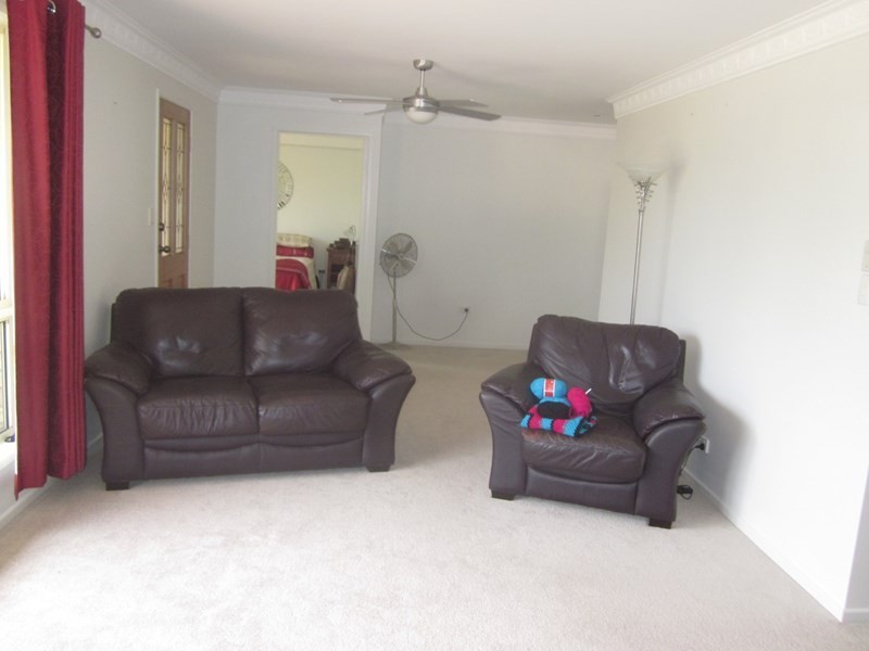 7 Belluna Crescent, Gooburrum QLD 4670